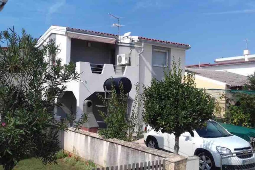Apartment Mona Vir Kültér fotó